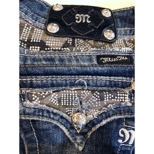 Miss Me Skinny size 25 inseam 32.